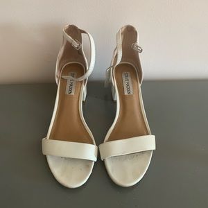 Steve Madden White Irenee Heels